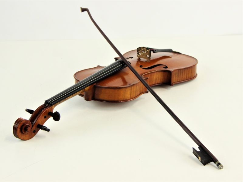 Stradivarius cremonensis faciebat on sale anno 1721